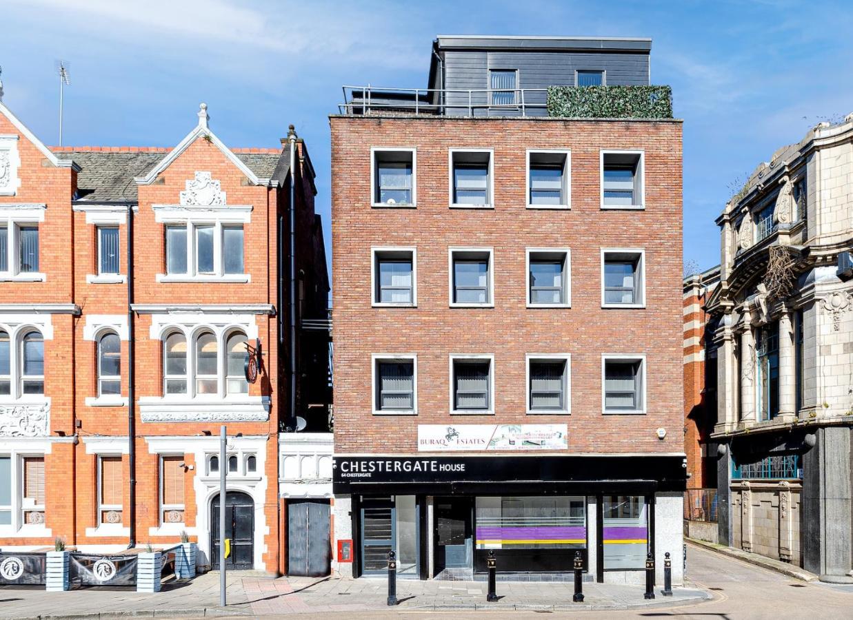 Top Floor Apartment With Private Balcony In Stockport Centre By Hass Haus エクステリア 写真